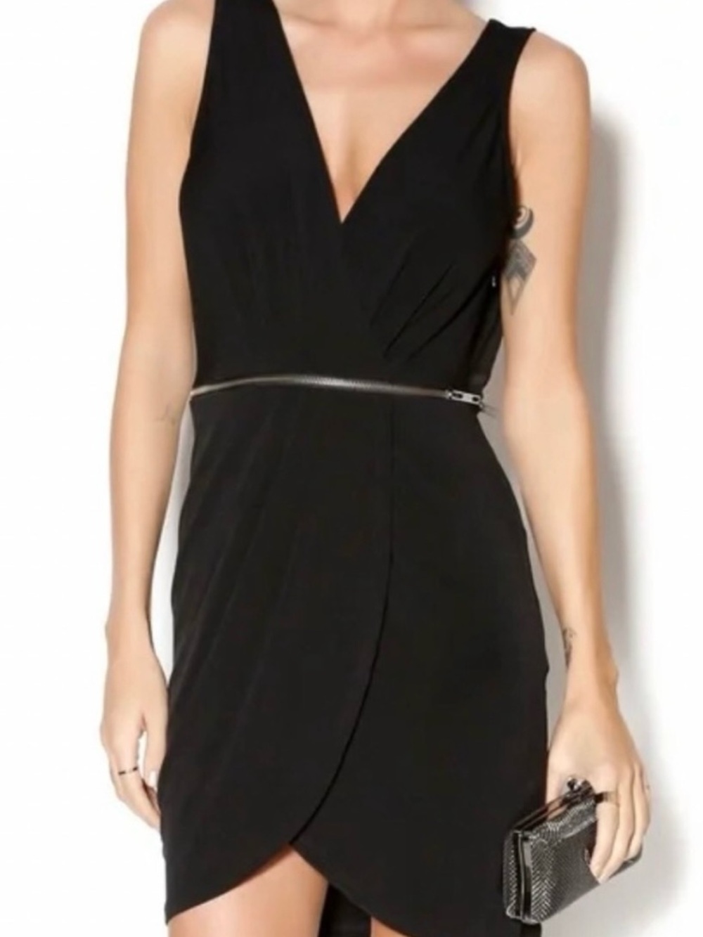 BCBGeneration Black Sleeveless V-Neck Draped Mini Dress with Waist Zip Sz 4